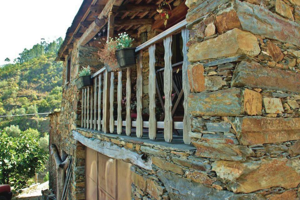 Pensjonat A Casa Da Natalia Cha de Alvares Zewnętrze zdjęcie